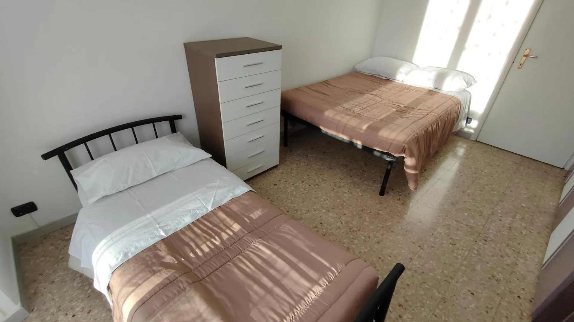 250 M Dal Lago - Turati 98 - Free Wifi Лекко Италия