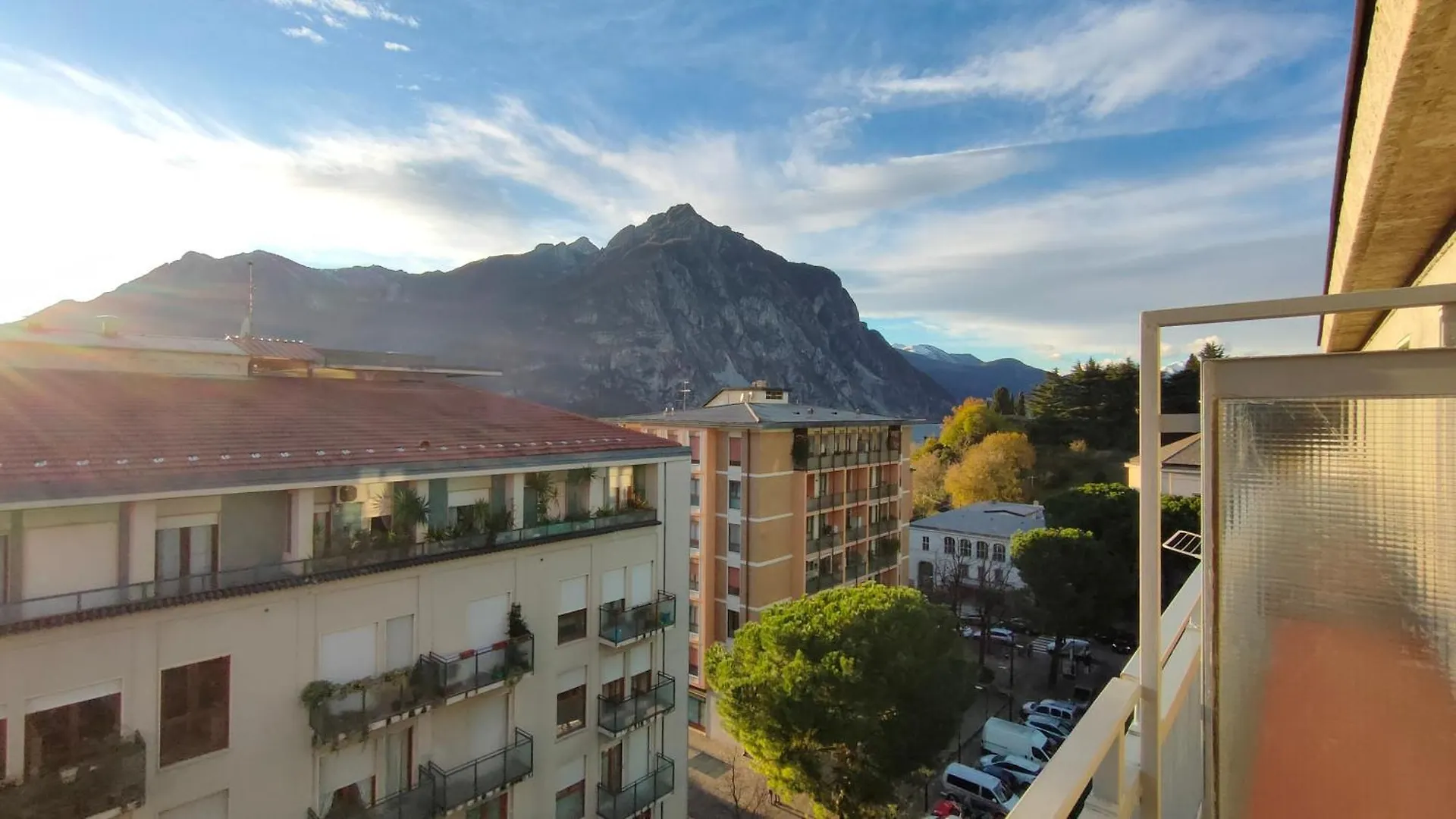 Apartment 250 M Dal Lago - Turati 98 - Free Wifi Lecco Italy