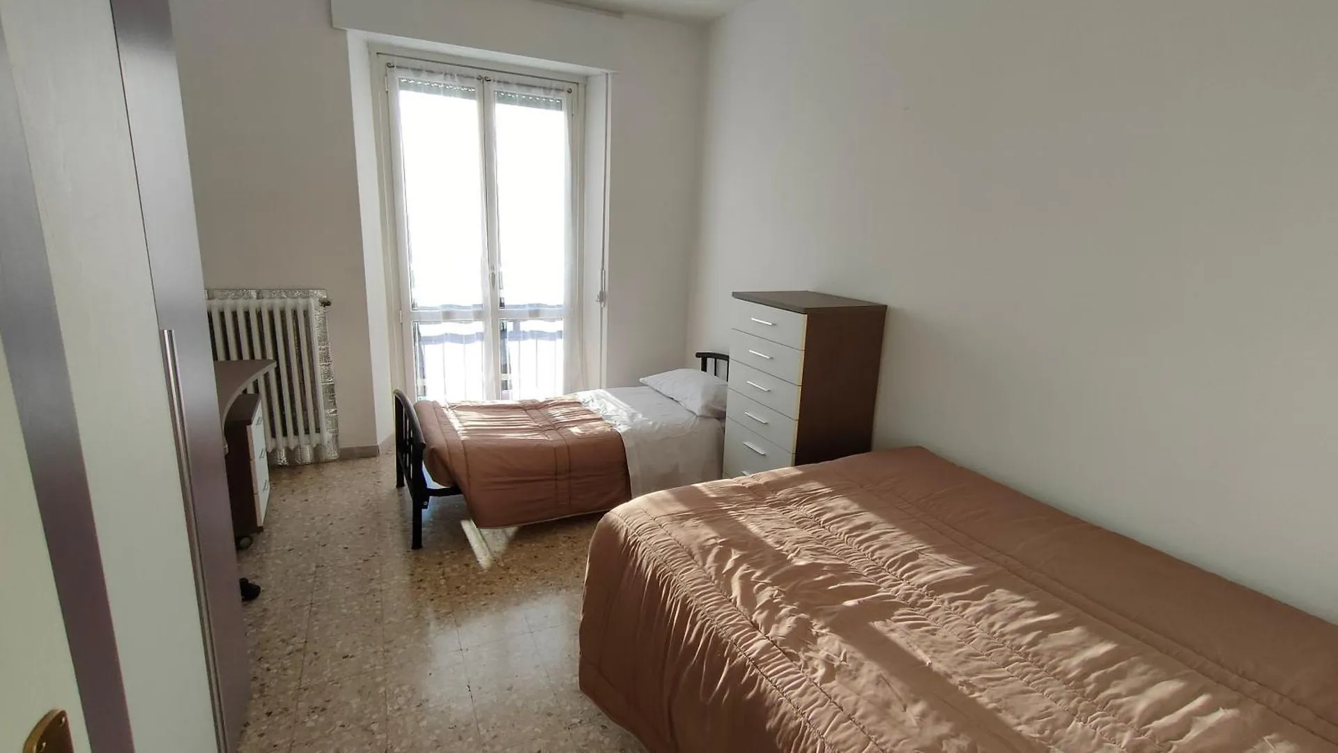 250 M Dal Lago - Turati 98 - Free Wifi Lecco