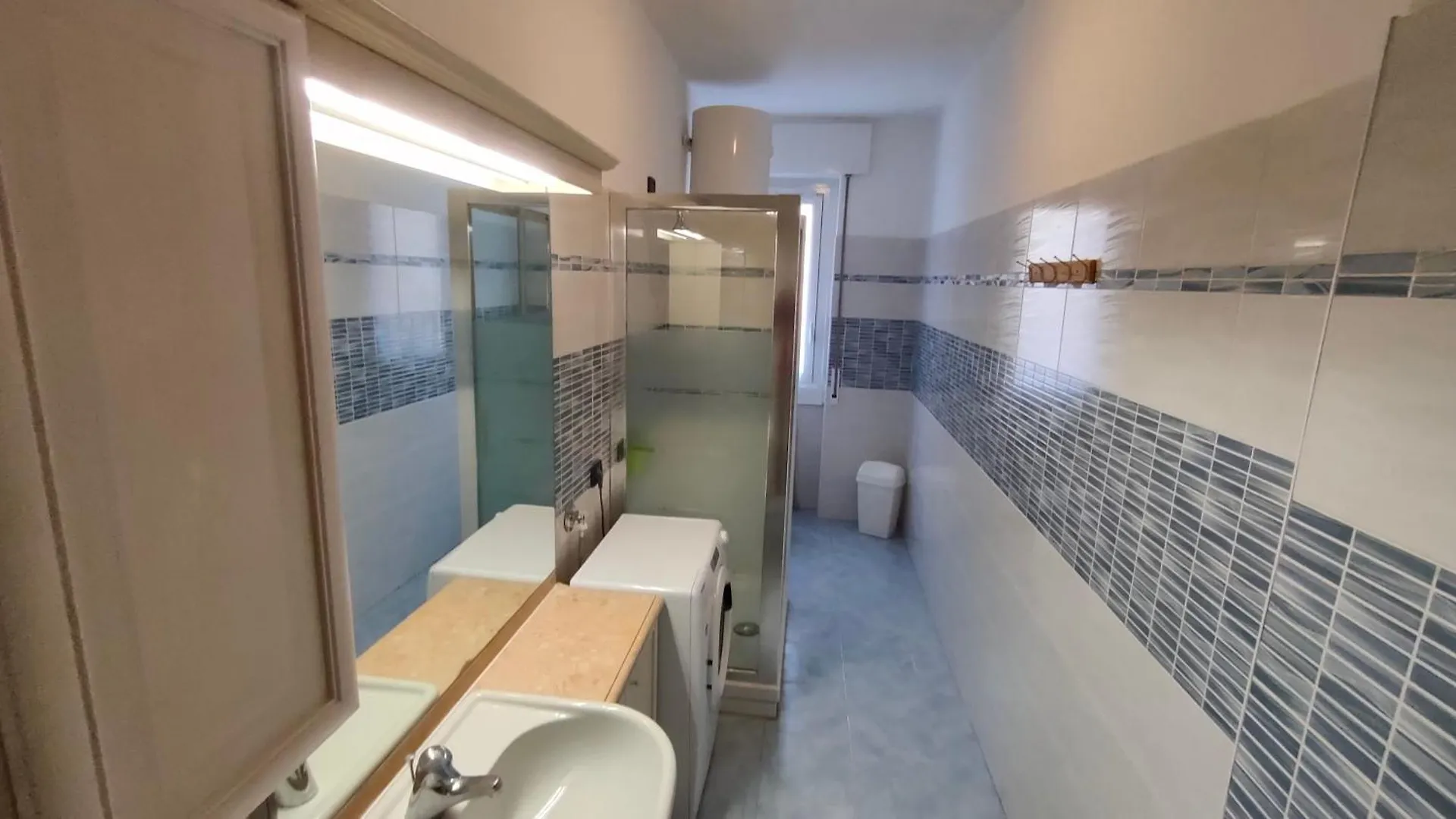 250 M Dal Lago - Turati 98 - Free Wifi Lecco